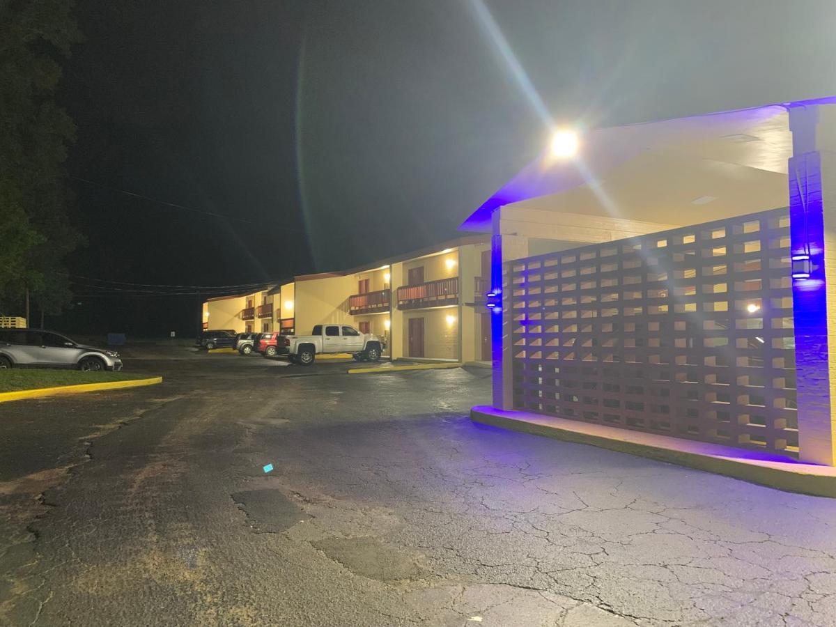 Executive Inn Rusk Exterior foto