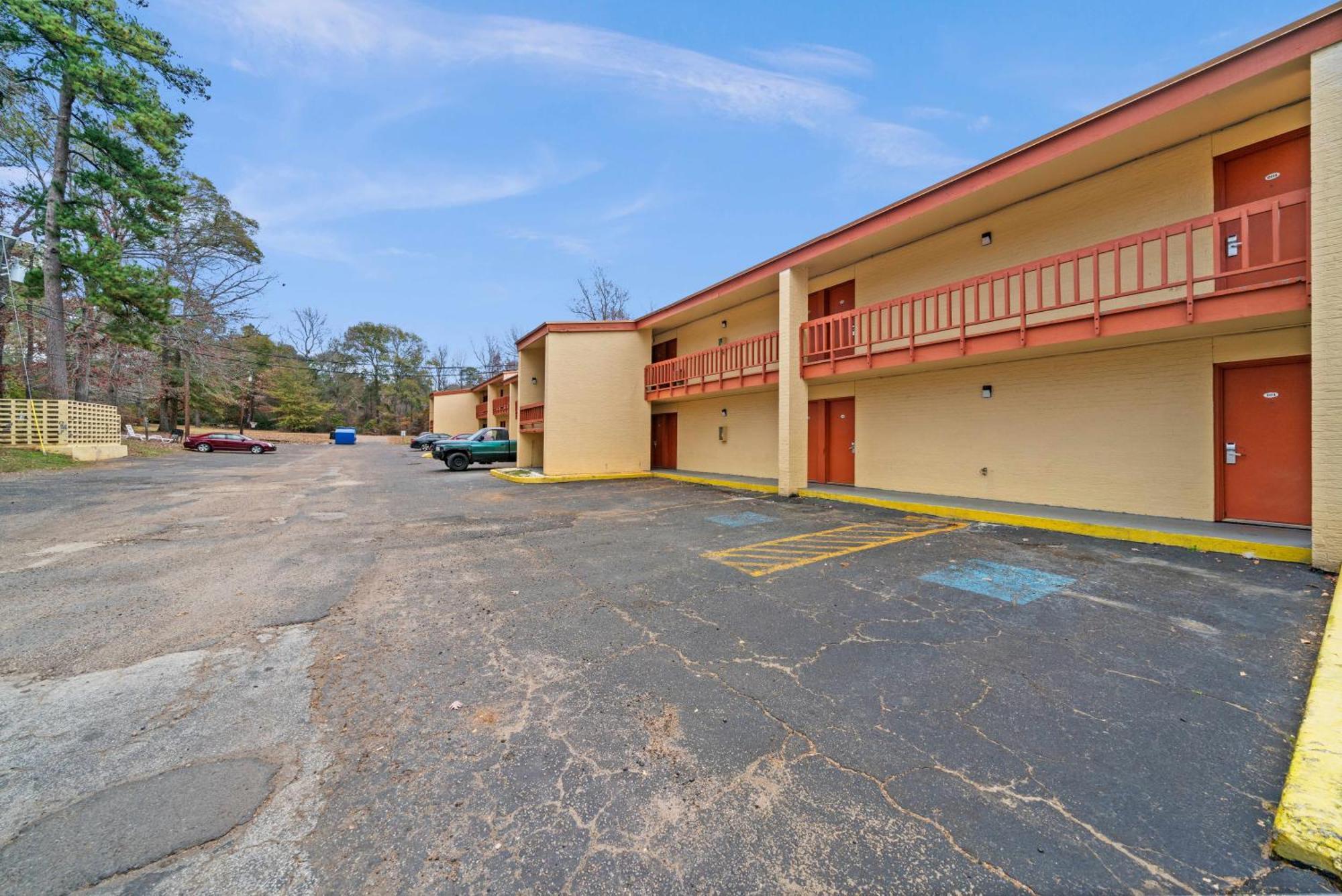 Executive Inn Rusk Exterior foto